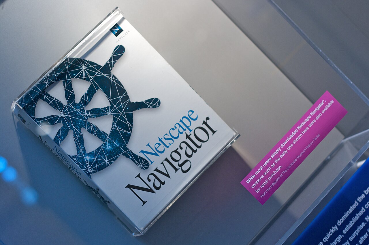 # Netscape 开放浏览器代码后，竞争从单一应用延伸到开放网络入口。